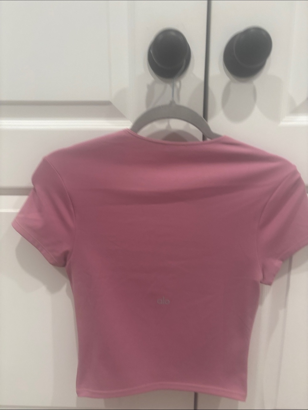 ALO Yoga Rose Pink Cropped Performance Tee